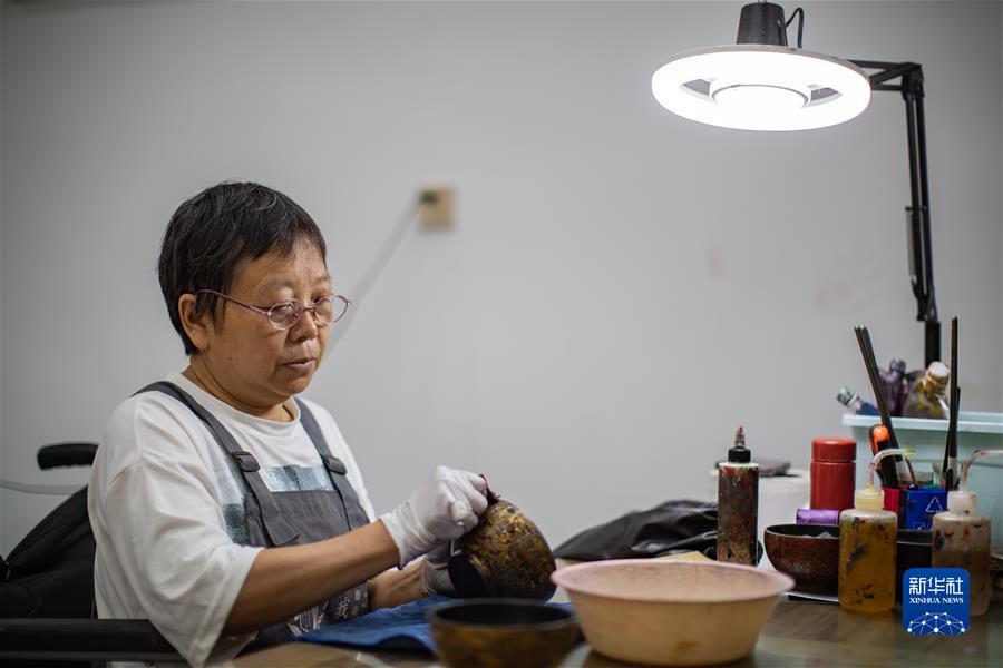 幸运龙老虎机